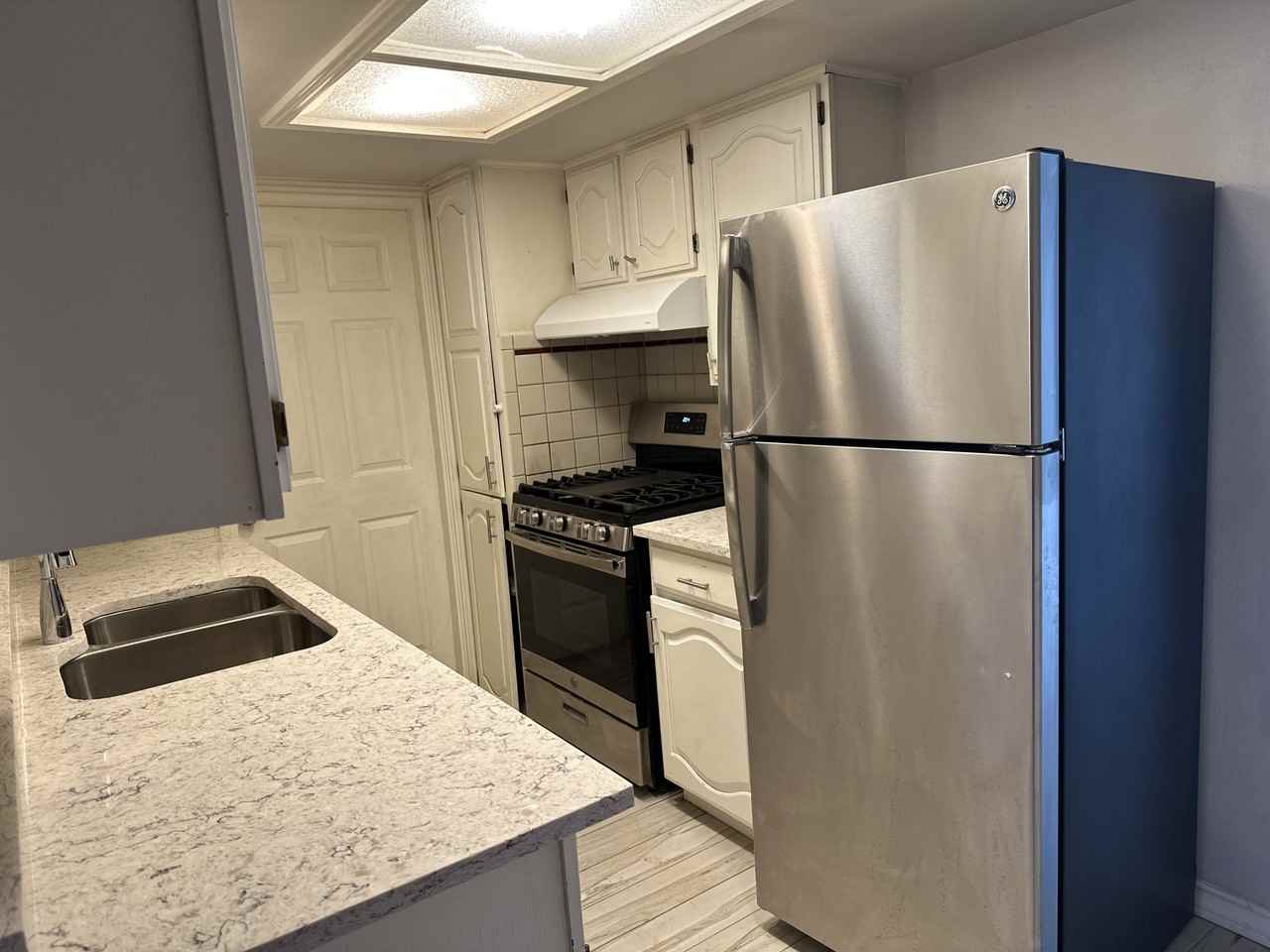 918 Morey Peak Dr - Photo 5 of 10
