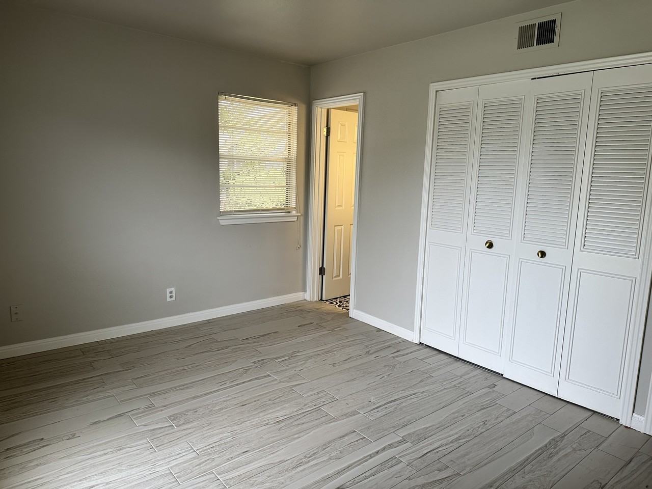 918 Morey Peak Dr - Photo 6 of 10