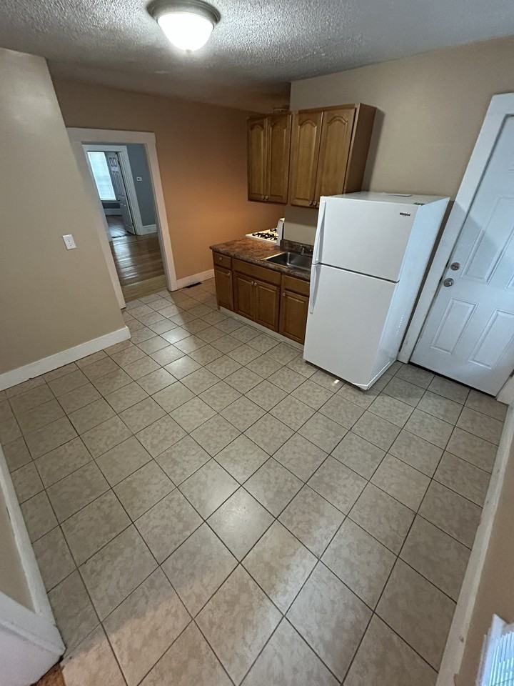 188 Howard St #1 - Photo 2 of 10