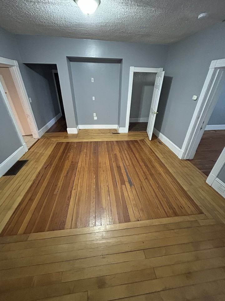 188 Howard St #1 - Photo 5 of 10
