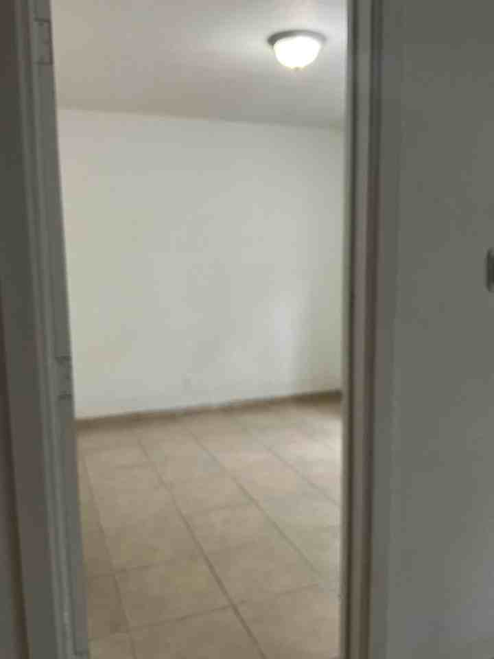 105 General Arnold St Ne #B - Photo 6 of 11