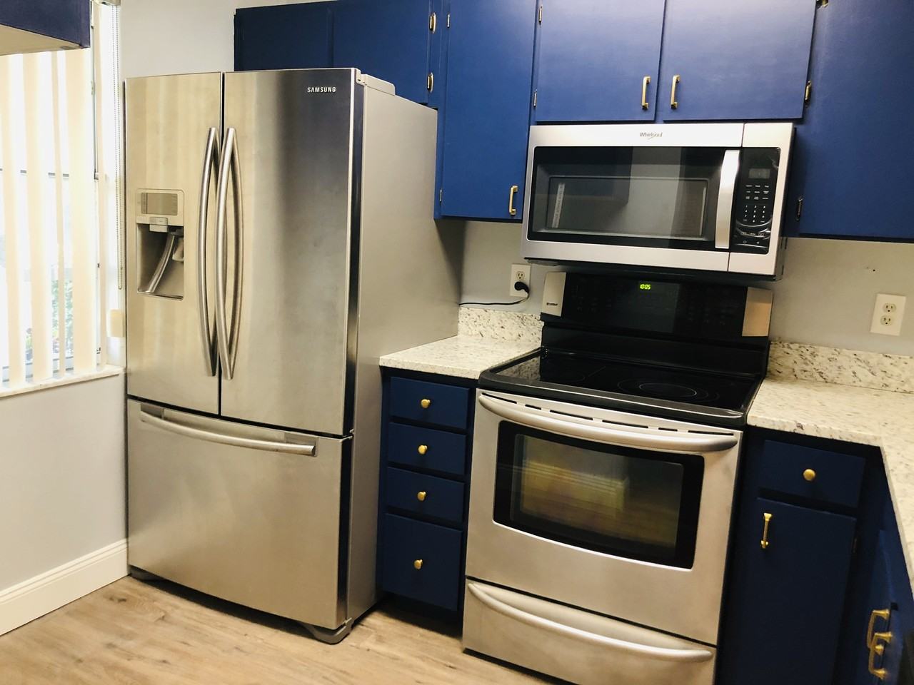 1390 Oak Hill Dr #104 - Photo 3 of 13