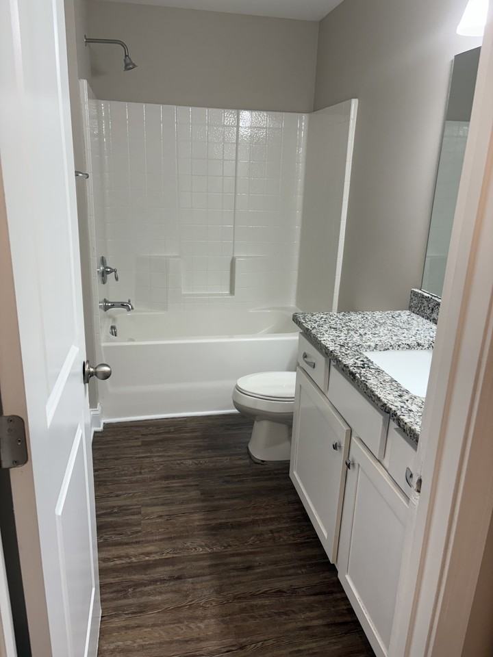 4959 Hillsboro Ave #4957 - Photo 6 of 13