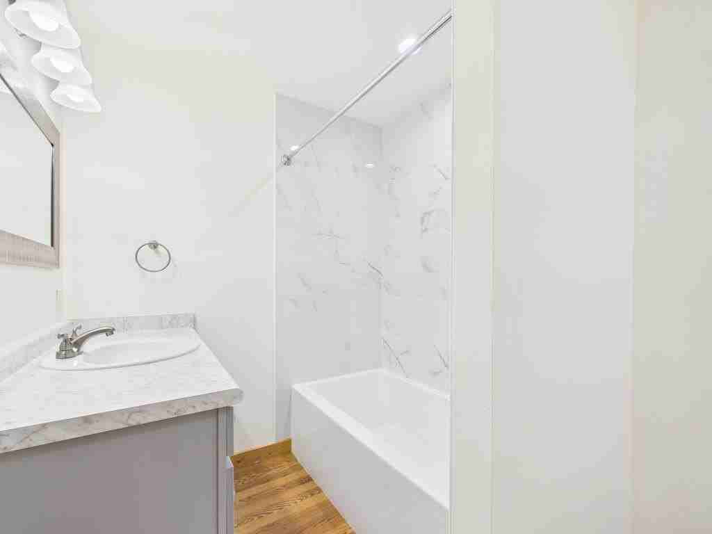 1124 Thiele Ln #200 - Photo 4 of 14