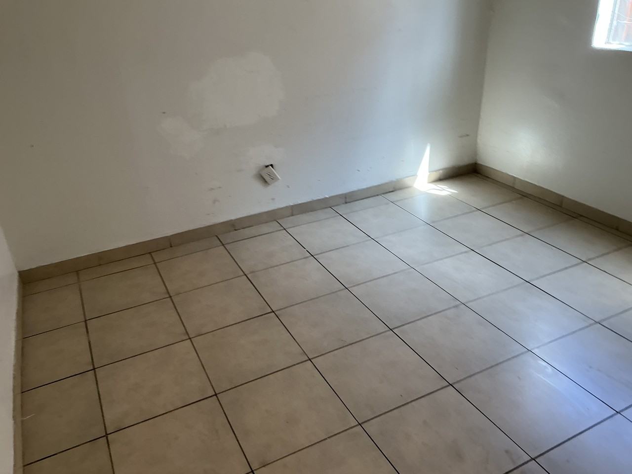 412 Rhode Island St Ne #D - Photo 5 of 17