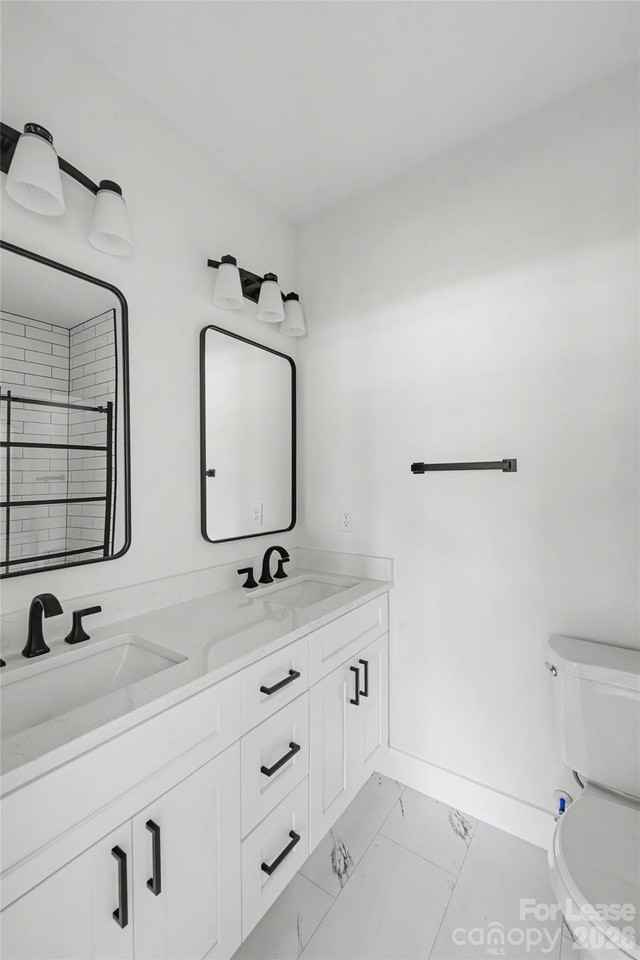 1709 College Plz - Photo 5 of 33
