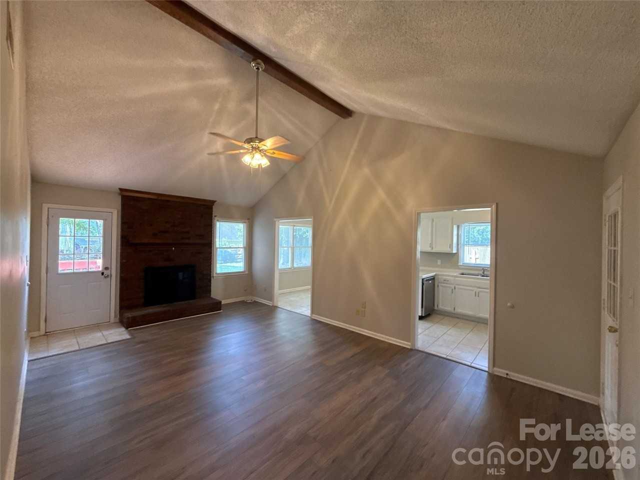 7638 Campbell Creek Ln - Photo 2 of 16