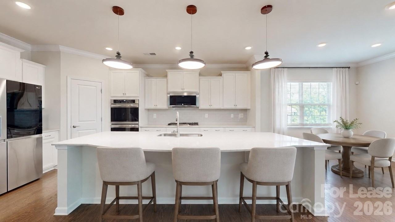 15718 Aviary Orchard Way - Photo 5 of 42