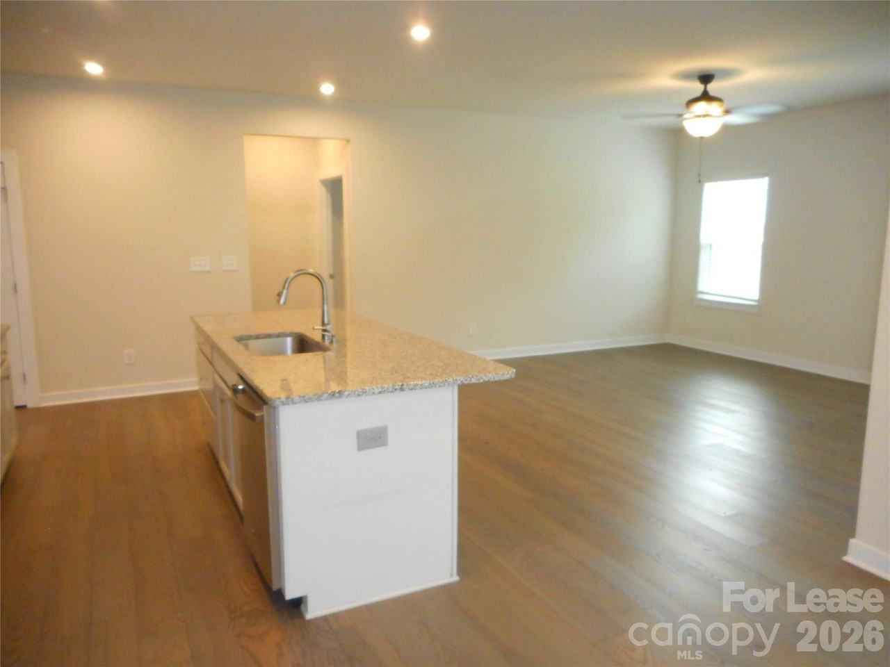 1429 Augustus Beamon Dr - Photo 6 of 30