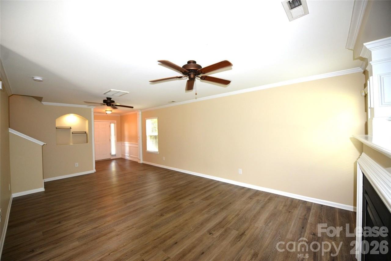 6948 Haines Mill Rd - Photo 5 of 26