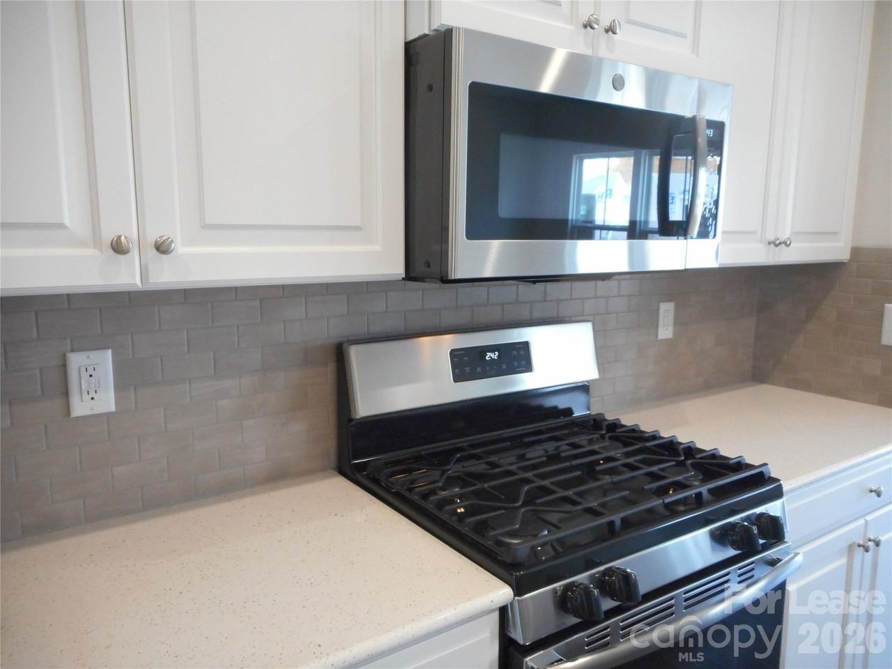 1563 S Church St - Photo 3 of 26