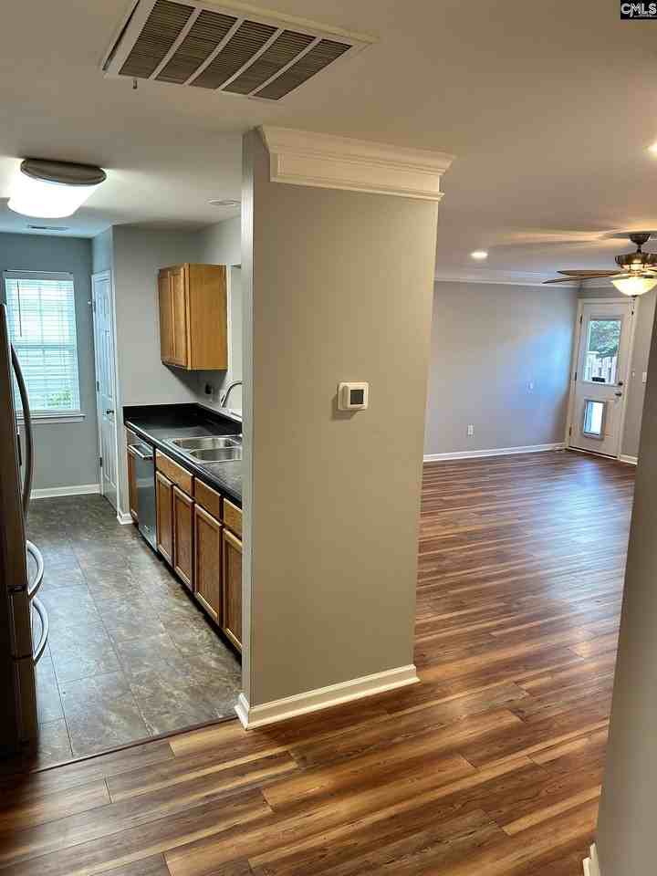 168 Regency Dr - Photo 4 of 38