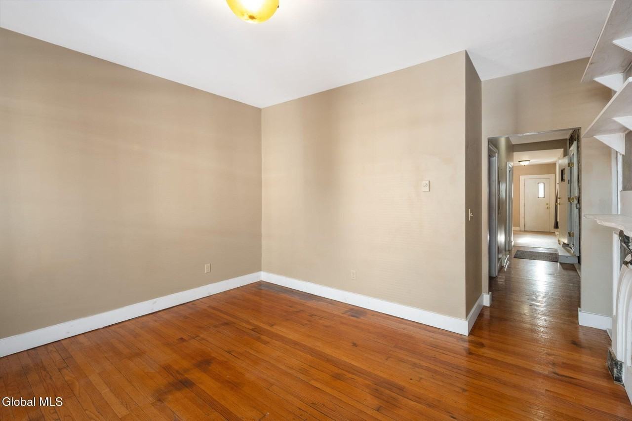 108 Division St #7 - Photo 3 of 14