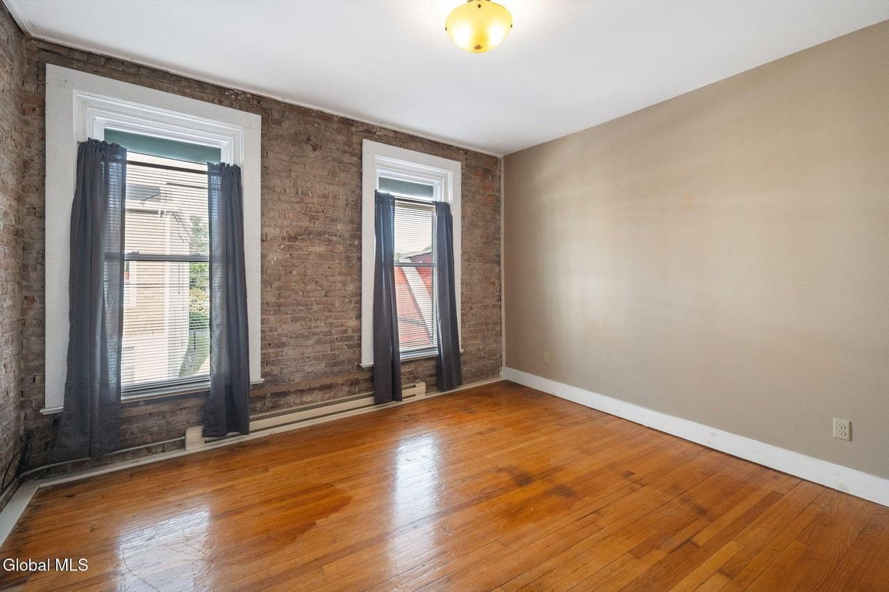 108 Division St #7 - Photo 4 of 14