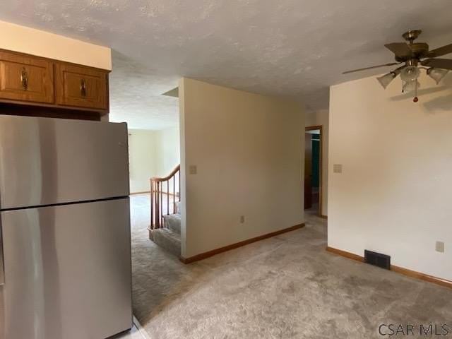1081 Norwood St - Photo 3 of 18