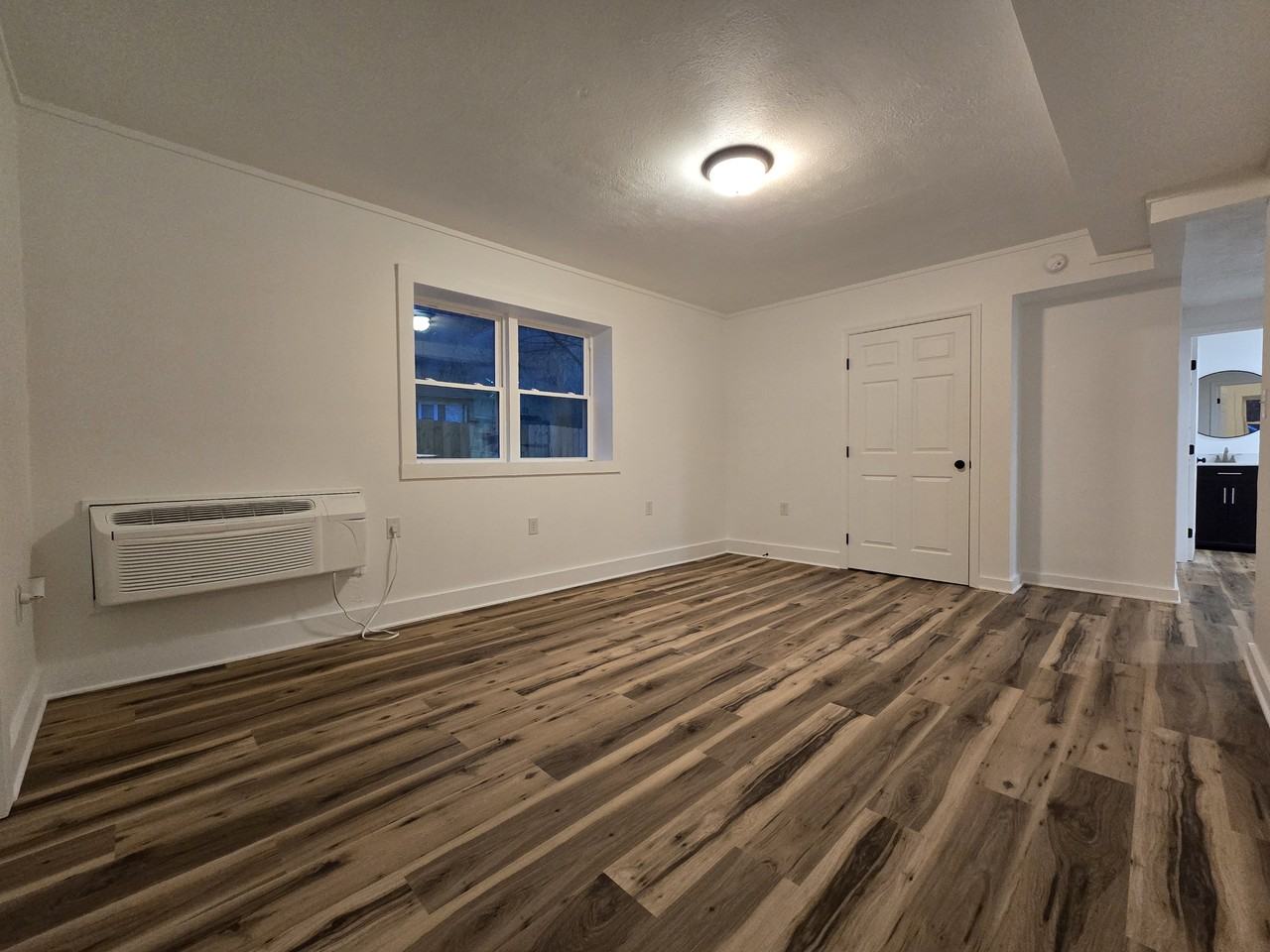 1878 Lucas Hollow Rd - Photo 5 of 10