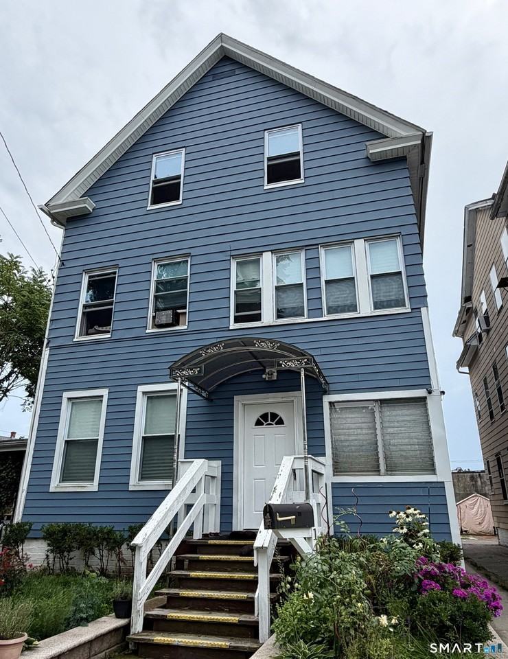 14 Kenyon St #3rdFL - Photo 2 of 21