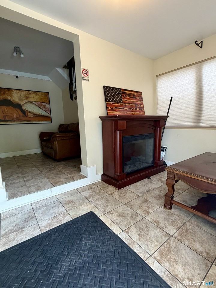 14 Kenyon St #3rdFL - Photo 3 of 21