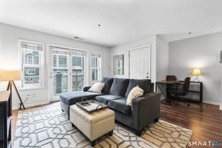 31 High St #4-2C - Photo 1 of 1