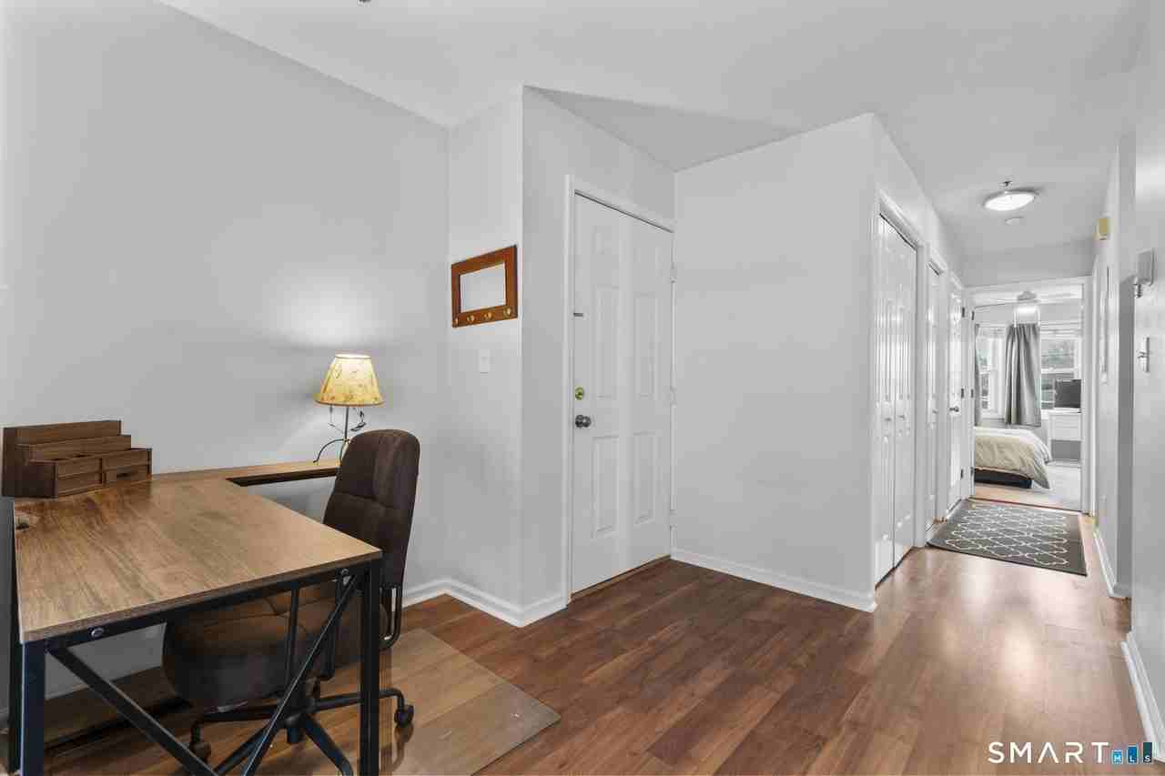 31 High St #4-2C - Photo 5 of 25