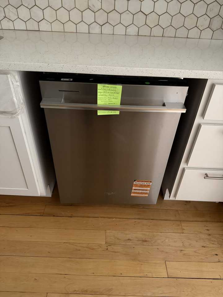 203 W Caracas Ave #5 - Photo 5 of 9