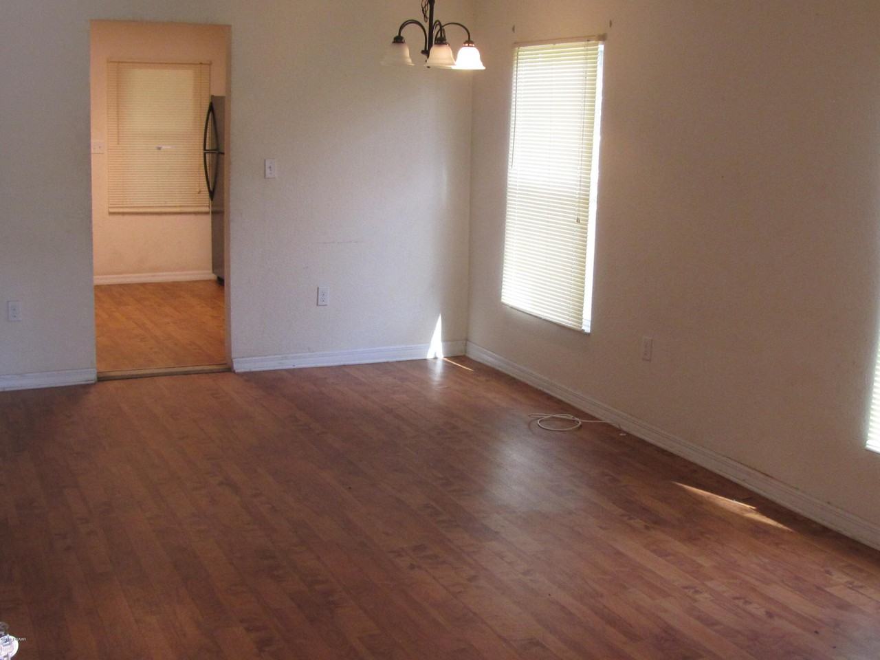 215 Dix Ave - Photo 4 of 16