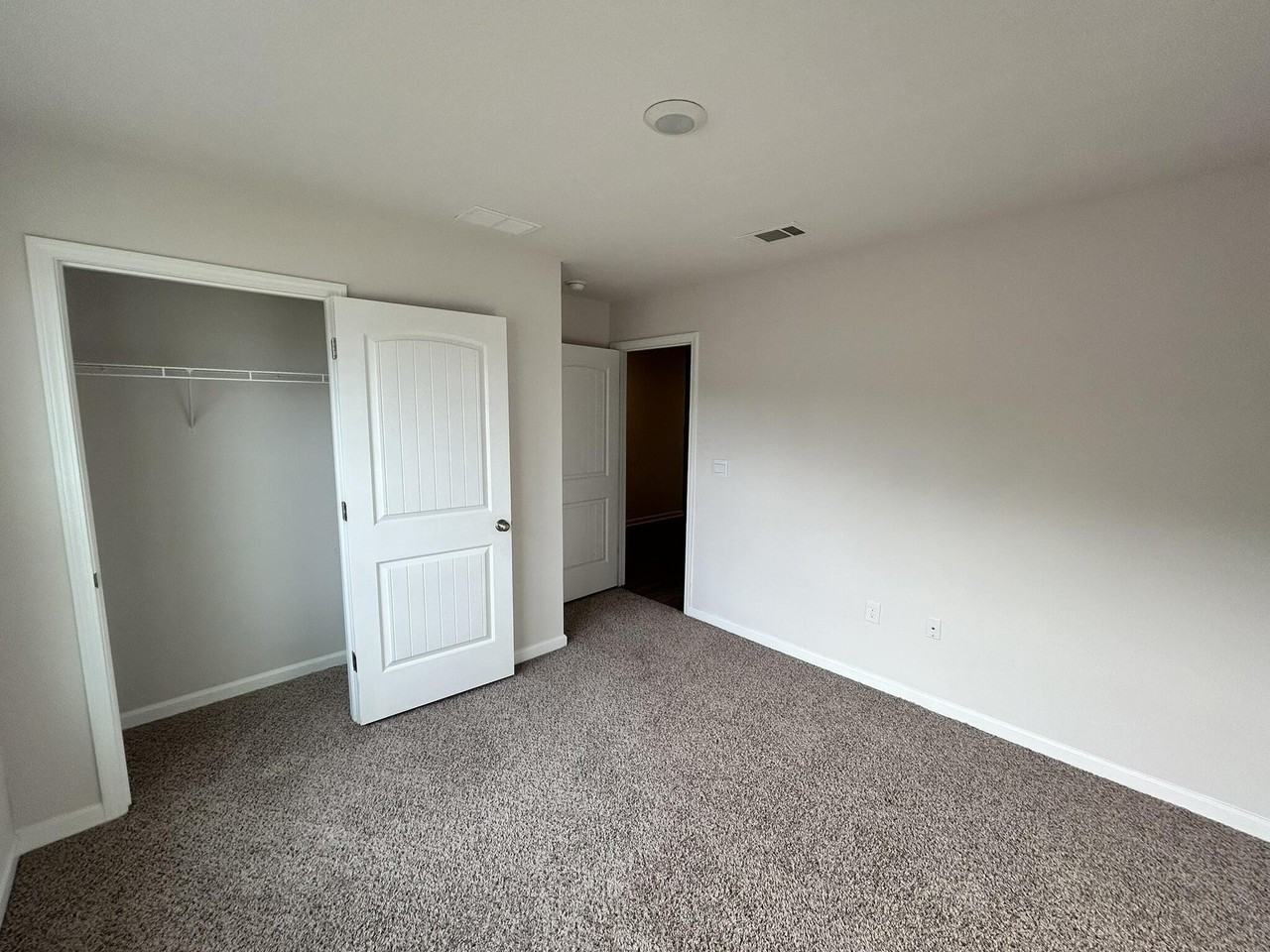 3293 Chappelwood Dr - Photo 4 of 19