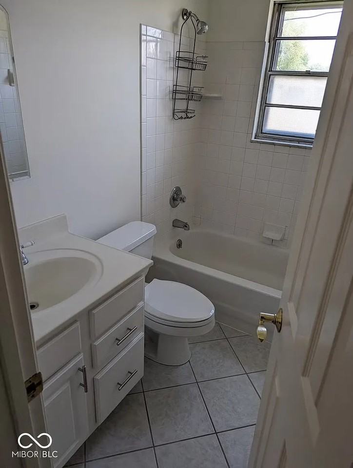 6104 Hillside Ave #2 - Photo 3 of 5