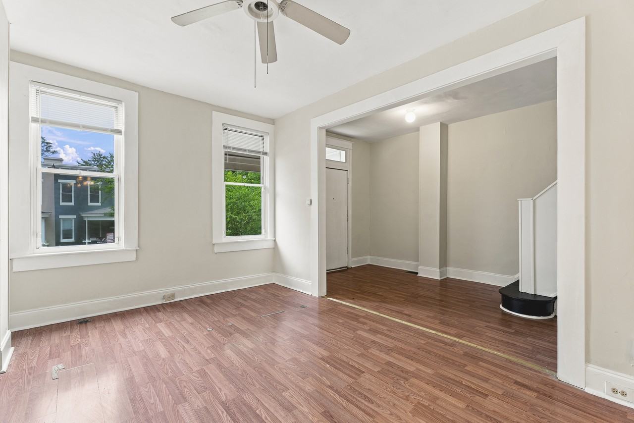 730 Linnard St - Photo 5 of 17