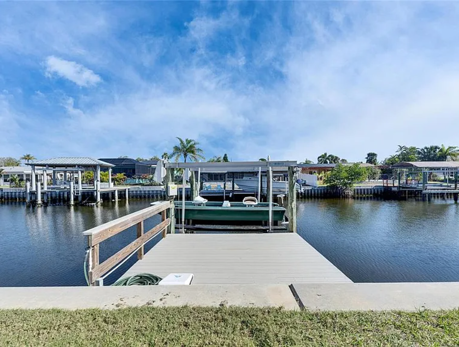 1025 Apollo Beach Blvd - Photo 5 of 50