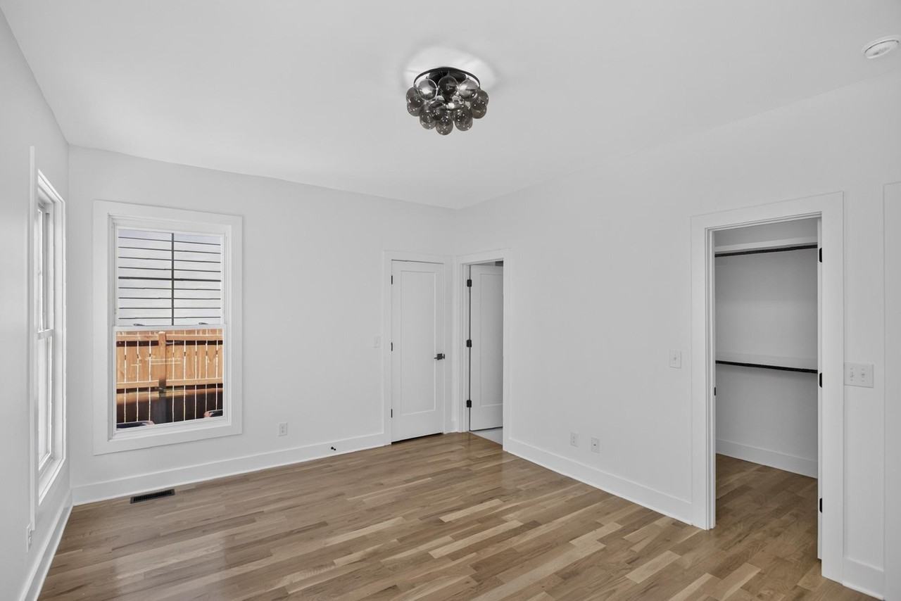 2408 14th Ave N - Photo 6 of 19