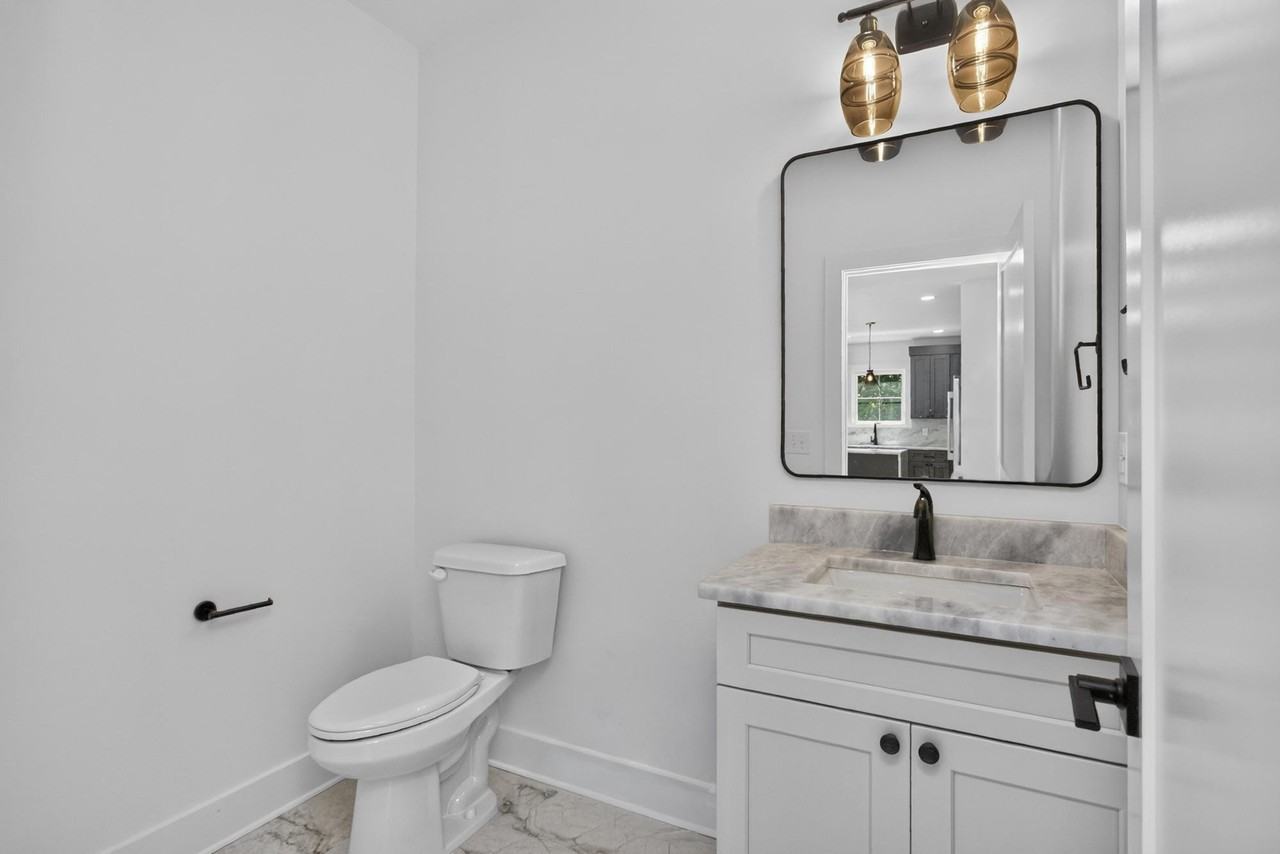 2408 14th Ave N - Photo 7 of 19