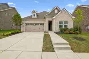366 Triple Crown Cir - Photo 1 of 1