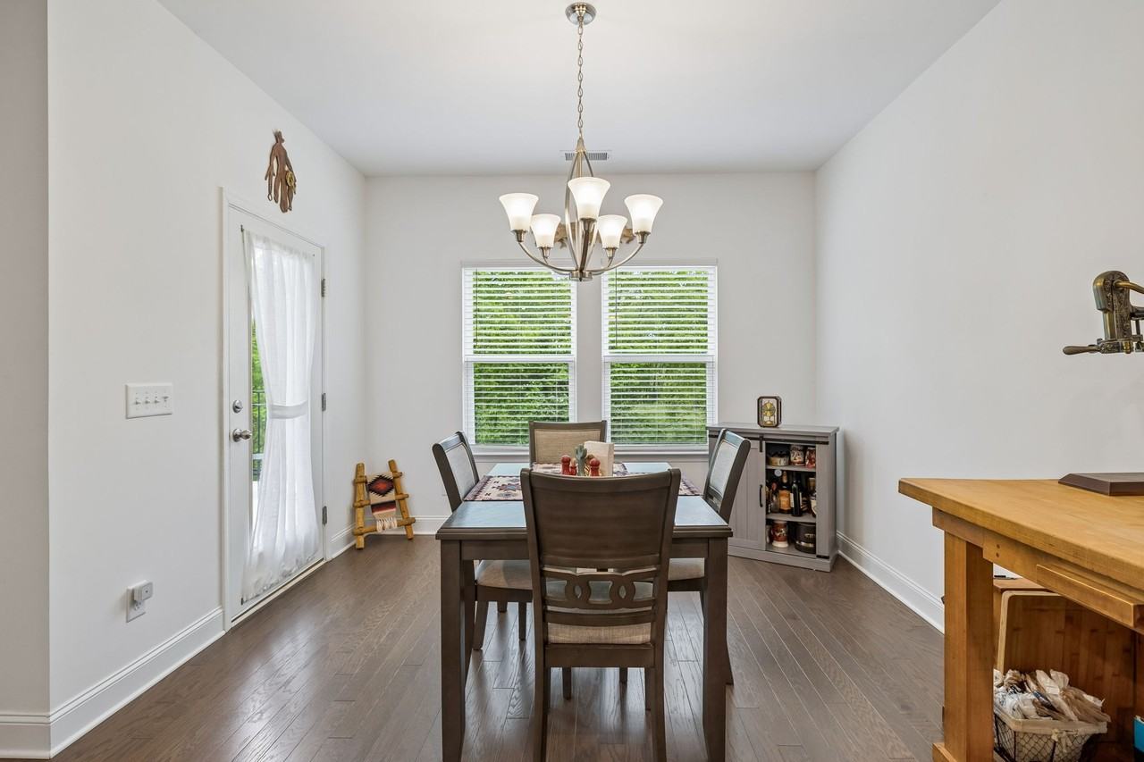 366 Triple Crown Cir - Photo 5 of 13