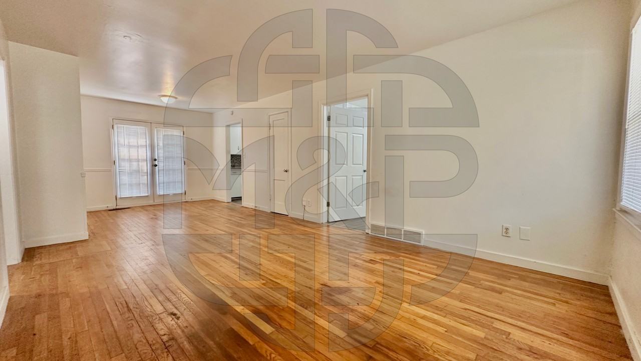 3615 Oneida St - Photo 6 of 18