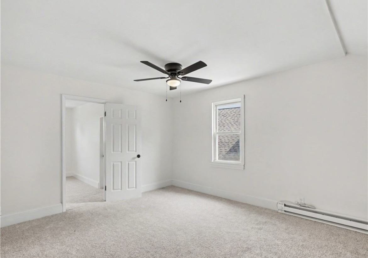 10922 Sandusky Ave - Photo 7 of 23