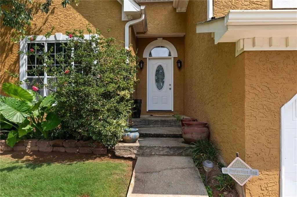 1722 Brandon Lee Way Sw - Photo 3 of 35