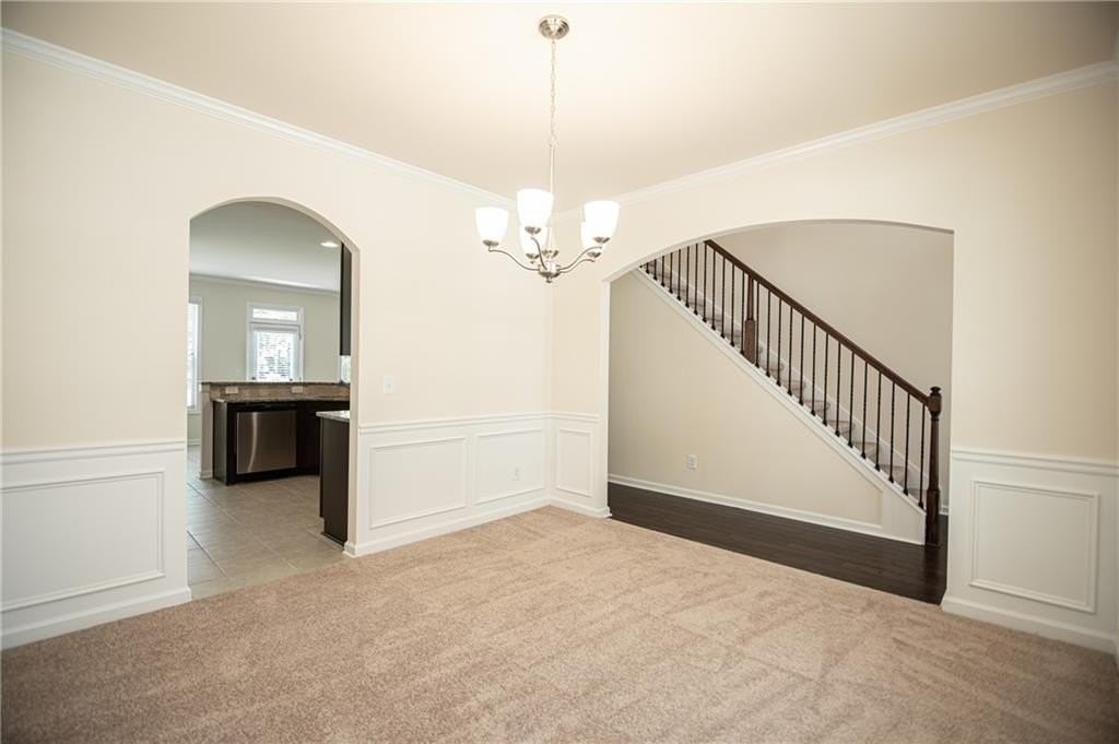 5863 Krim Dr - Photo 6 of 47