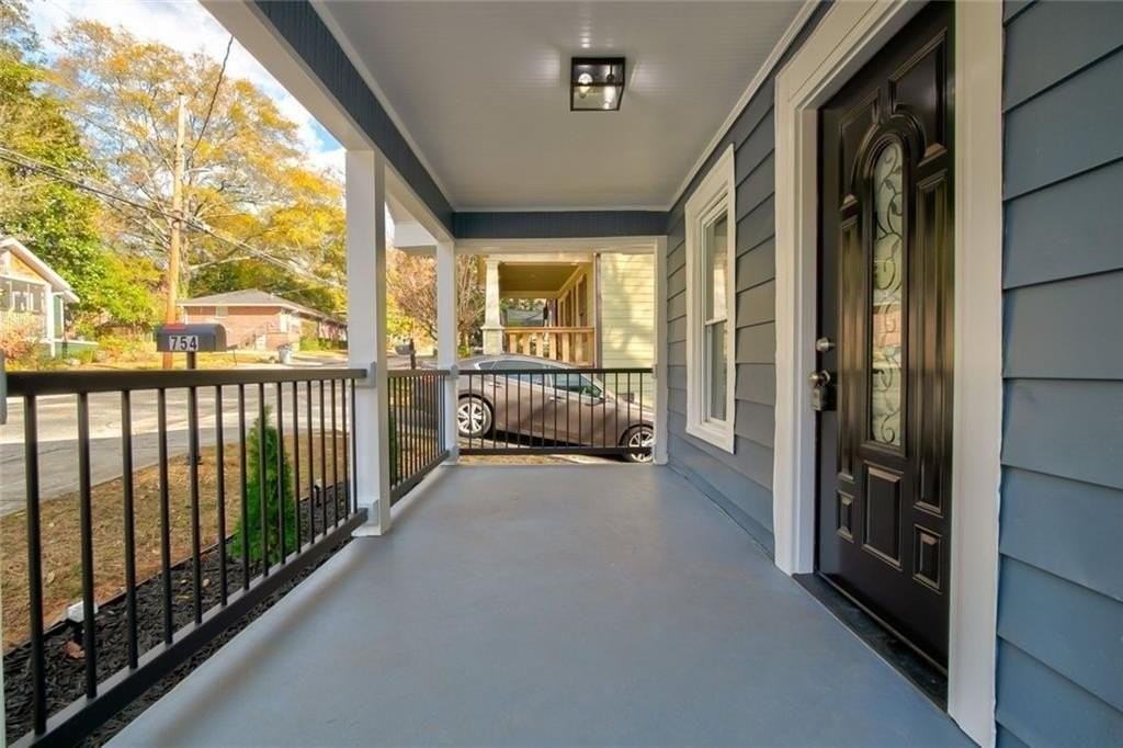 754 North Ave - Photo 3 of 28