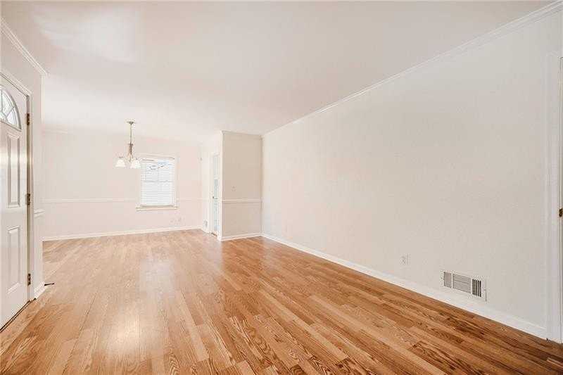 1278 Fairhill Ln Ne - Photo 6 of 29