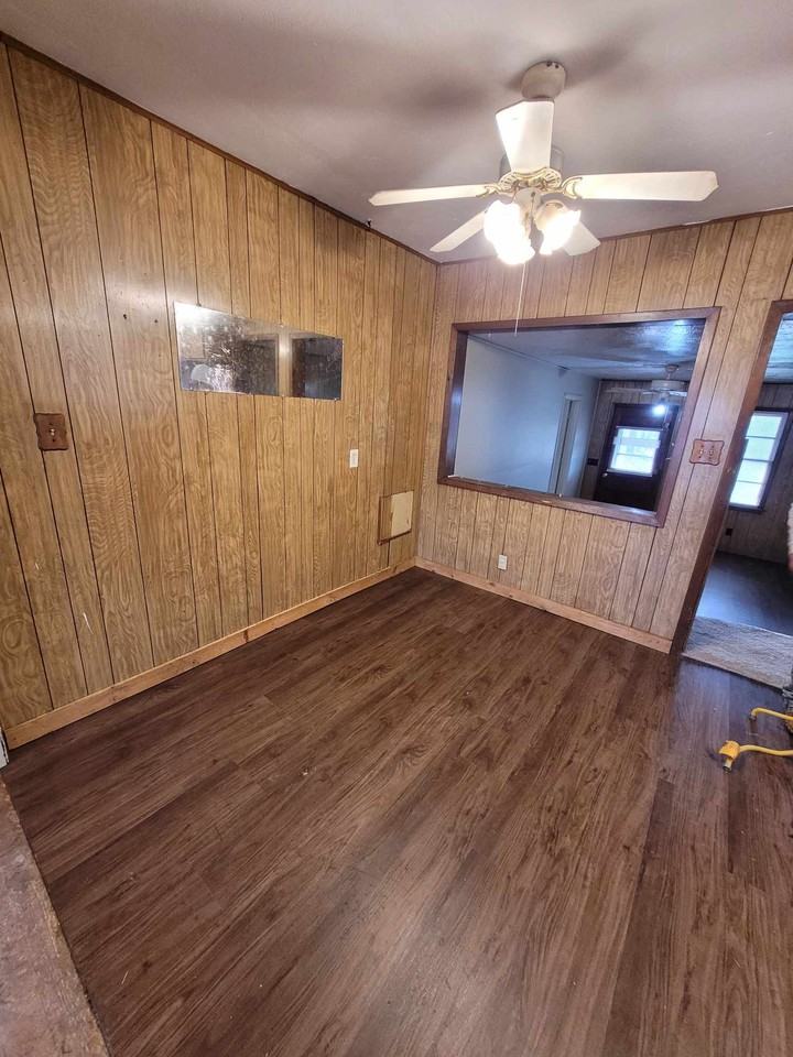 311 N H St #1 - Photo 3 of 9