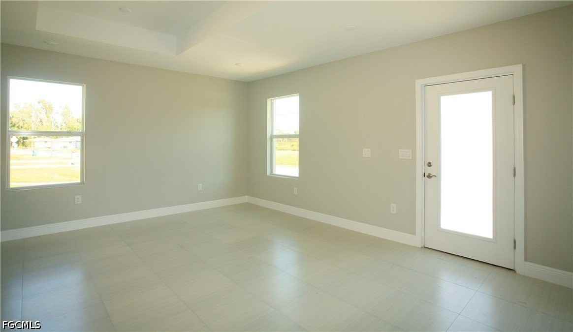 7469 Pebble Beach Rd - Photo 5 of 21
