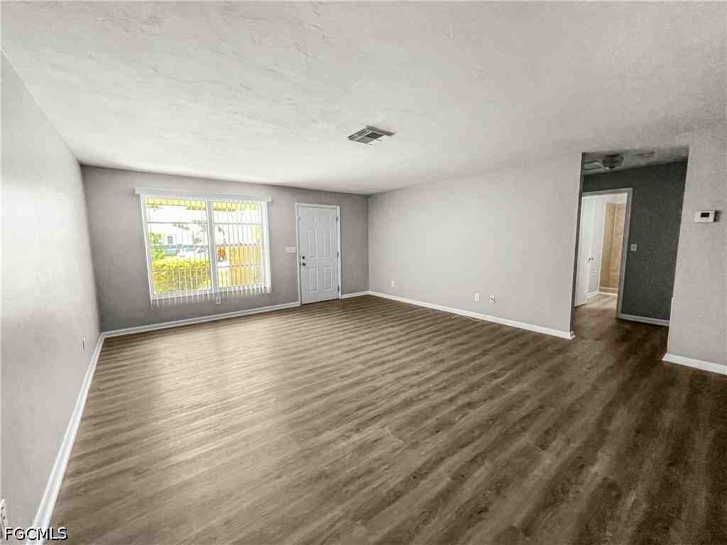 4511 Se 5th Pl #A - Photo 6 of 27