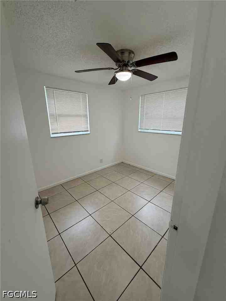 286 Lowell Ave #286 - Photo 5 of 19
