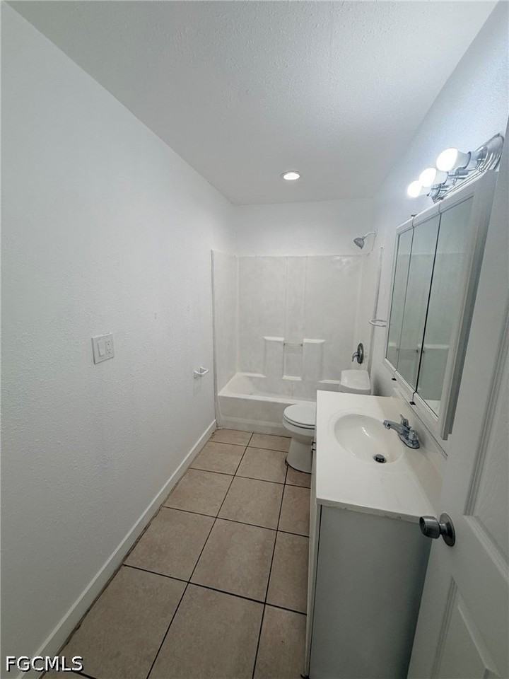 11431 Char Ann Dr #2 - Photo 6 of 8
