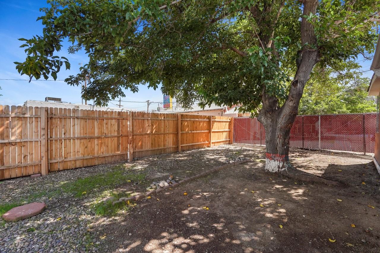 5411 4th St Nw - Photo 3 of 21