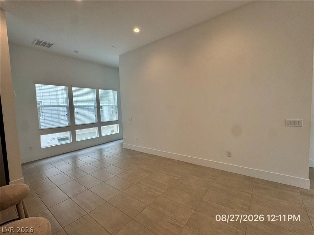 2506 Silent View Ave - Photo 4 of 50