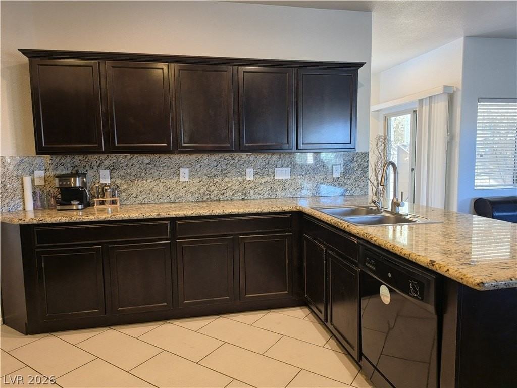 2880 Sparkling Sea St - Photo 5 of 11
