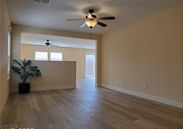 8775 Autumn Teal Ave - Photo 4 of 23