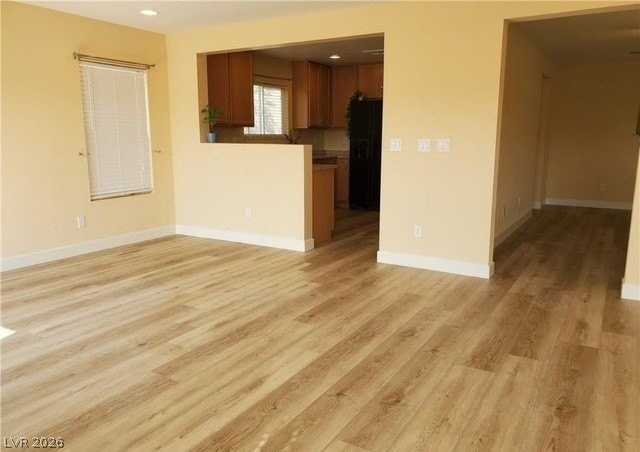 8775 Autumn Teal Ave - Photo 6 of 23